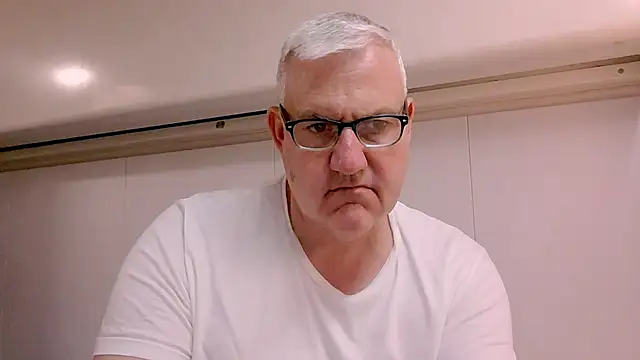 Snapshot of Diegoriv71 chatting on 11, 5, 2026 Diegoriv71 online show from 11, 5, 2026