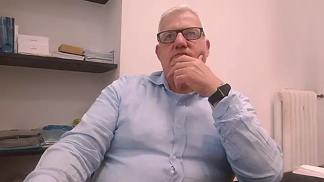 Snapshot of Diegoriv71 chatting on 18, 5, 2026 Diegoriv71 online show from 18, 5, 2026