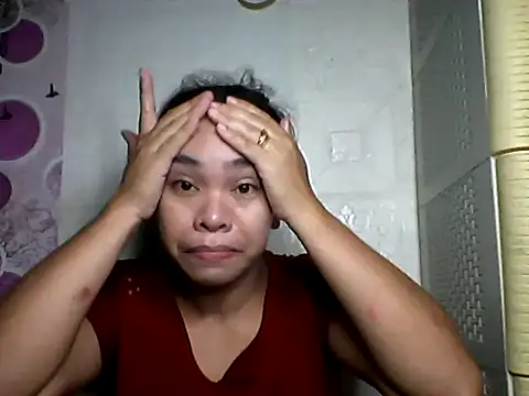 Snapshot of Honeyjean_30 chatting on 13, 11, 2025 Honeyjean 30 online show from 13, 11, 2025