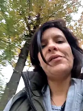 Piediniecollant online show from 15, 11, 2025