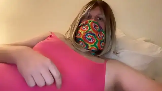 Snapshot of RebeccaNikky chatting on 27, 10, 2025 RebeccaNikky online show from 27, 10, 2025