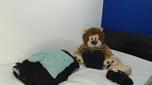 Snapshot of EmmilyConnor chatting on 16, 6, 2026 EmmilyConnor online show from 16, 6, 2026