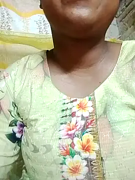 Snapshot of Liza0103 chatting on 17, 4, 2026 Liza0103 online show from 17, 4, 2026