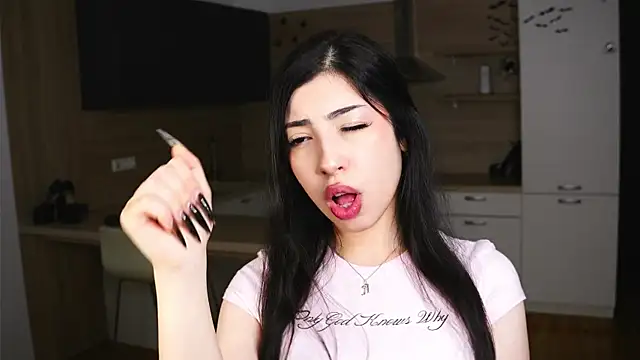 TonjaNeace online show from 6, 11, 2025