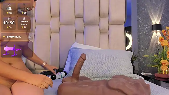 Snapshot of _Sofiewild_ chatting on 16, 4, 2026 Sofiewild online show from 16, 4, 2026