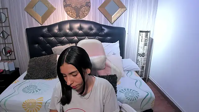 shirley sweet  online show from 5, 11, 2025