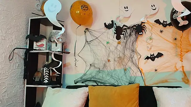 Snapshot of Natasha_Amber chatting on 28, 10, 2025 Natasha Amber online show from 28, 10, 2025