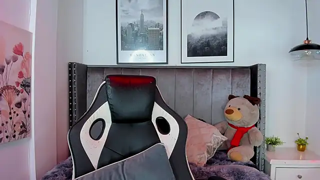 Niick Twiink online show from 2, 12, 2025