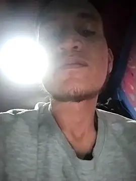 Snapshot of tufavorito912 chatting on 2, 11, 2025 tufavorito912 online show from 2, 11, 2025