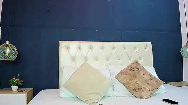 Snapshot of Kim_Luna1 chatting on 2, 12, 2025 Kim Luna1 online show from 2, 12, 2025