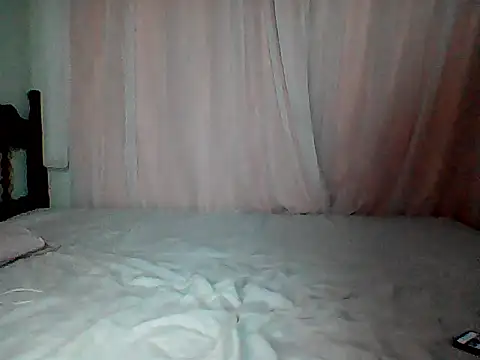 HotGiirl2025 online show from 4, 11, 2025