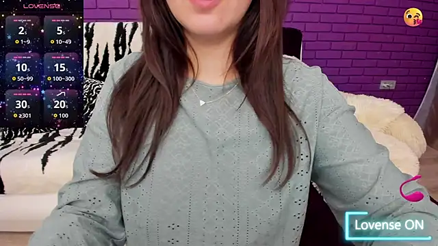 GlowMimi online show from 4, 12, 2025