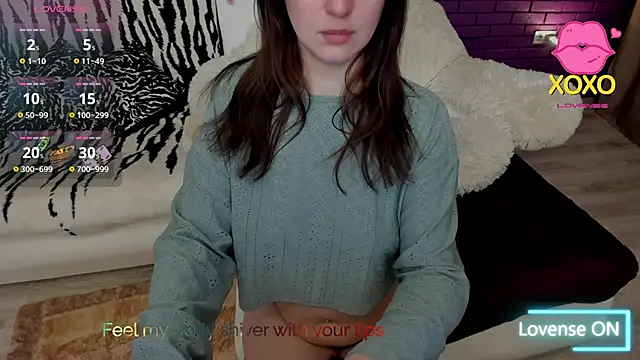 Snapshot of GlowMimi chatting on 28, 4, 2026 GlowMimi online show from 28, 4, 2026