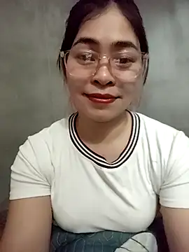 Bamboo-niee123 online show from 1, 3, 2026