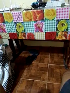 Snapshot of Gugffytffrr chatting on 23, 12, 2025 Gugffytffrr online show from 23, 12, 2025