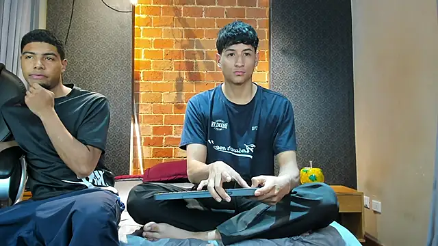 Snapshot of Jack_and_Joes chatting on 31, 10, 2025 Jack and Joes online show from 31, 10, 2025