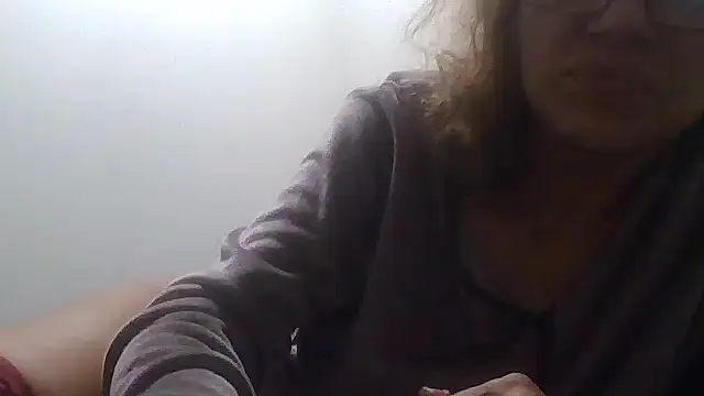 Snapshot of loveryvicky chatting on 16, 11, 2025 loveryvicky online show from 16, 11, 2025