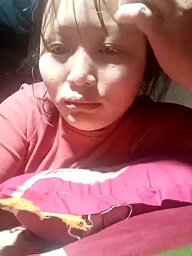 Snapshot of yoyo-mi chatting on 4, 11, 2025 yoyo-mi online show from 4, 11, 2025