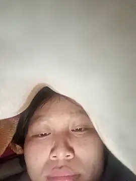 Snapshot of yoyo-mi chatting on 12, 11, 2025 yoyo-mi online show from 12, 11, 2025