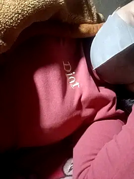 Snapshot of yoyo-mi chatting on 25, 11, 2025 yoyo-mi online show from 25, 11, 2025