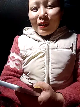 Snapshot of yoyo-mi chatting on 16, 12, 2025 yoyo-mi online show from 16, 12, 2025