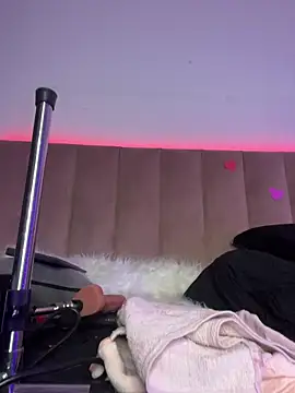 AshleyWinslow online show from 20, 2, 2026