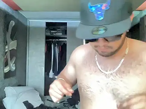 Snapshot of Bbydaddy_0 chatting on 5, 7, 2026 Bbydaddy 0 online show from 5, 7, 2026
