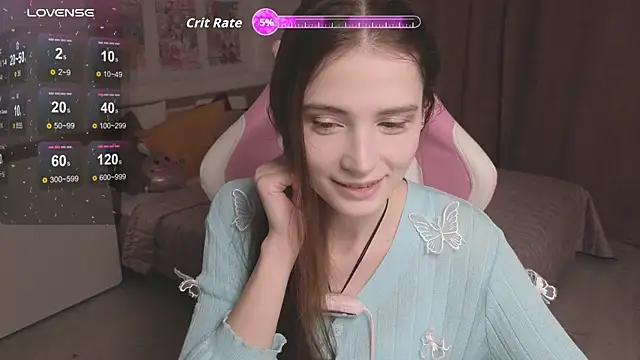 Hana Flo  online show from 18, 11, 2025