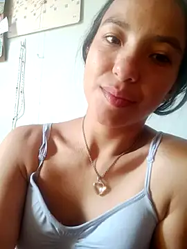 Skay bluee online show from 4, 12, 2025