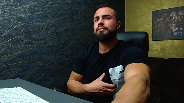 Snapshot of HayesWood chatting on 15, 11, 2025 HayesWood online show from 15, 11, 2025