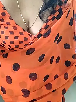 Snapshot of tamil_chitra12 chatting on 28, 11, 2025 tamil chitra12 online show from 28, 11, 2025