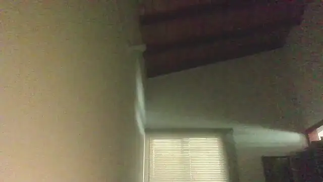 Snapshot of alcaeluwm chatting on 30, 10, 2025 alcaeluwm online show from 30, 10, 2025