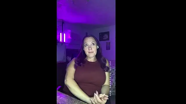 Snapshot of kristallic chatting on 10, 4, 2026 kristallic online show from 10, 4, 2026