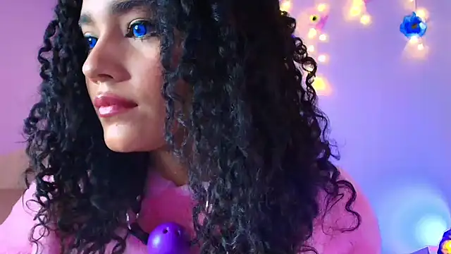 Snapshot of Aprilsweet2005 chatting on 2, 12, 2025 Aprilsweet2005 online show from 2, 12, 2025