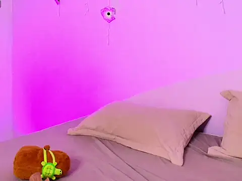 Snapshot of Aprilsweet2005 chatting on 14, 1, 2026 Aprilsweet2005 online show from 14, 1, 2026