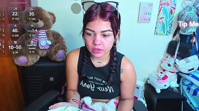 Emma boo online show from 21, 12, 2025