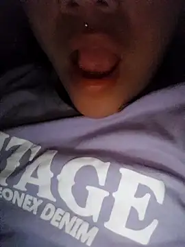 Camilu23 online show from 4, 2, 2026