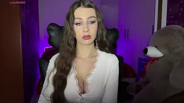 SweetCherry  N online show from 5, 2, 2026