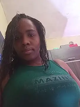 Snapshot of Diosa339 chatting on 12, 11, 2025 Diosa339 online show from 12, 11, 2025