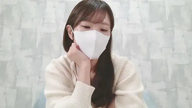 Snapshot of Minami_jjjj chatting on 17, 12, 2025 Minami jjjj online show from 17, 12, 2025