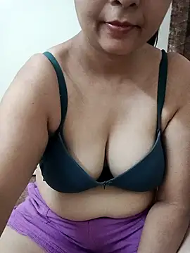 Snapshot of Naughty-Nancy chatting on 16, 4, 2026 Naughty-Nancy online show from 16, 4, 2026