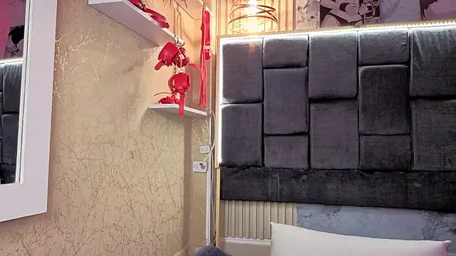 Im-Lola online show from 11, 2, 2026