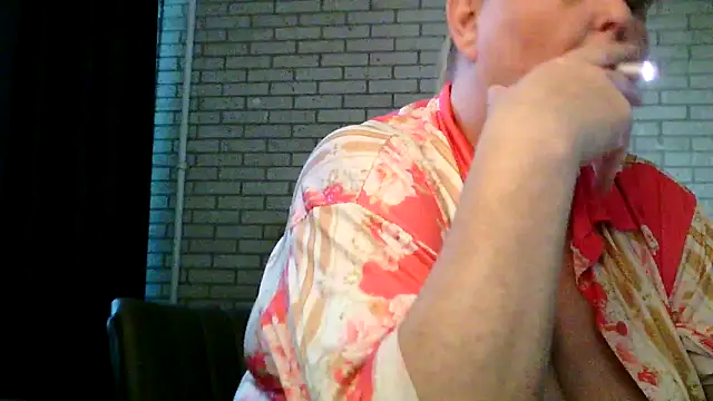 Snapshot of Sylviastar46 chatting on 19, 4, 2026 Sylviastar46 online show from 19, 4, 2026