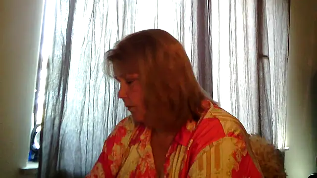 Snapshot of Sylviastar46 chatting on 18, 6, 2026 Sylviastar46 online show from 18, 6, 2026