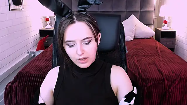 IreneBailey online show from 23, 11, 2025