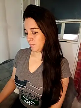 alanna sweett00 online show from 4, 12, 2025