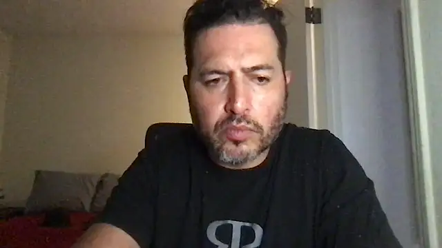 Snapshot of ezrah23 chatting on 13, 11, 2025 ezrah23 online show from 13, 11, 2025