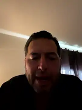 Snapshot of ezrah23 chatting on 14, 1, 2026 ezrah23 online show from 14, 1, 2026