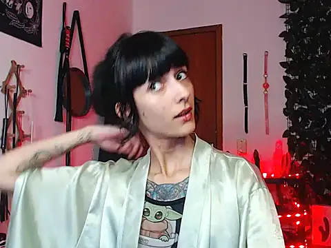 CarrieBurton online show from 3, 11, 2025