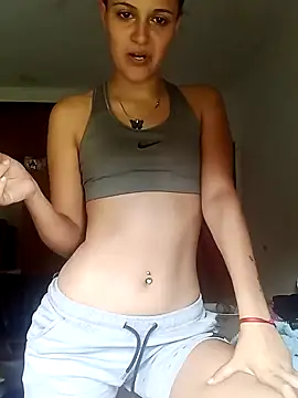 Snapshot of larubia_arg chatting on 22, 12, 2025 larubia arg online show from 22, 12, 2025